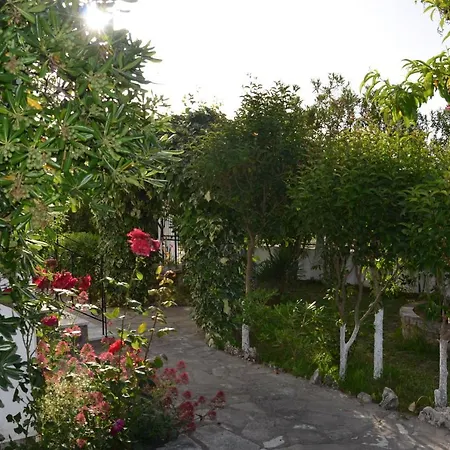 Appartamento Kostas' Garden Roda (Corfu)